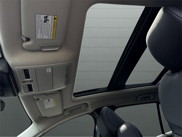 2025 Mazda CX-50 Premium photo 28