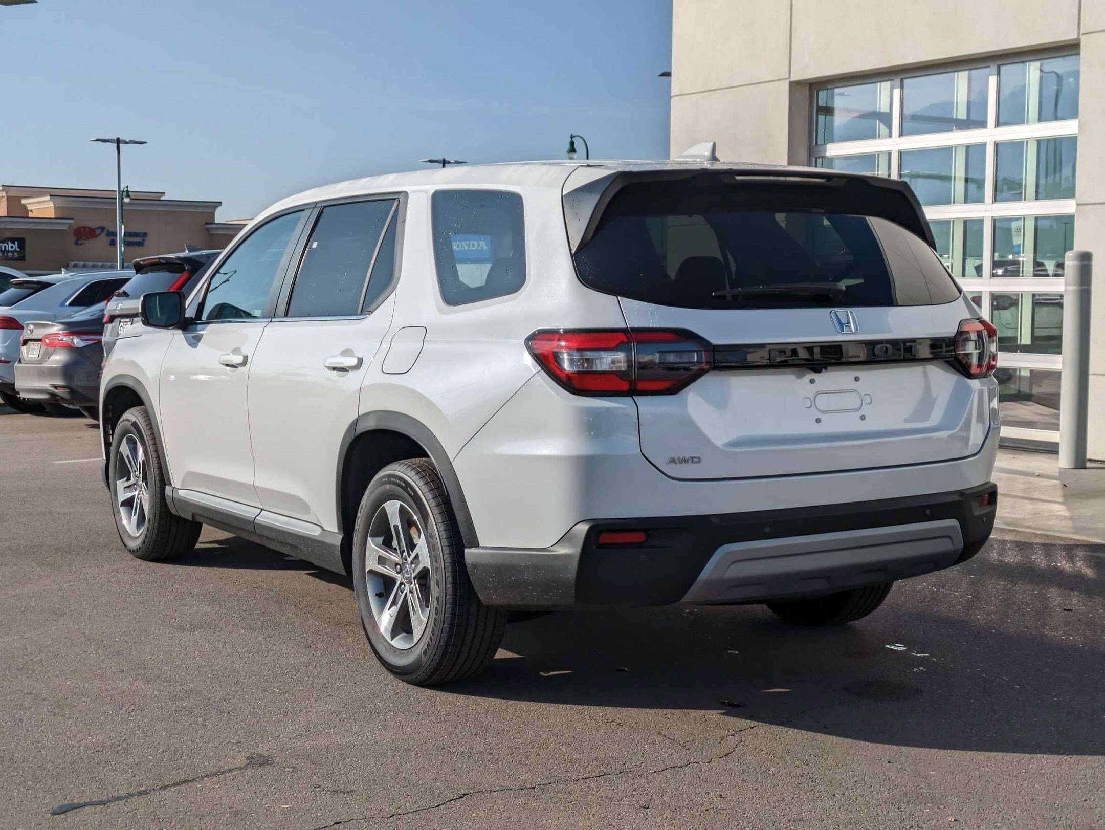 2025 Honda Pilot EX-L photo 4