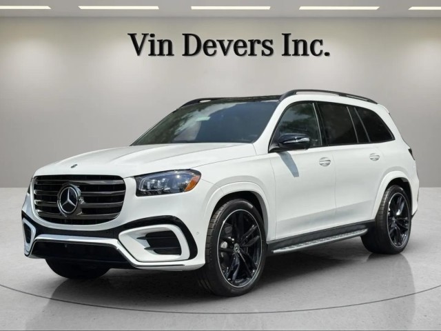 2025 Mercedes-Benz GLS Base's photo