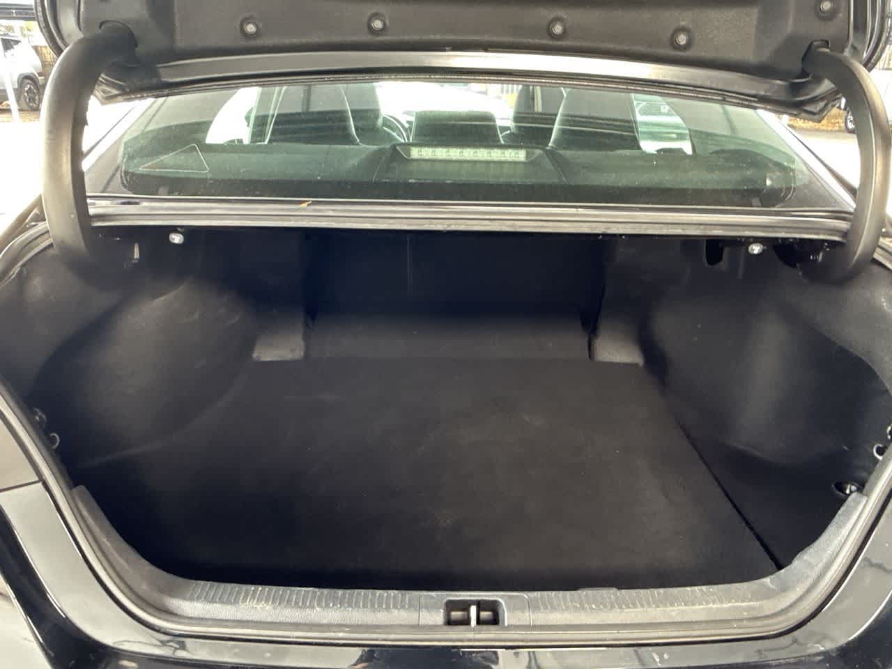 2021 Toyota Camry SE photo 23