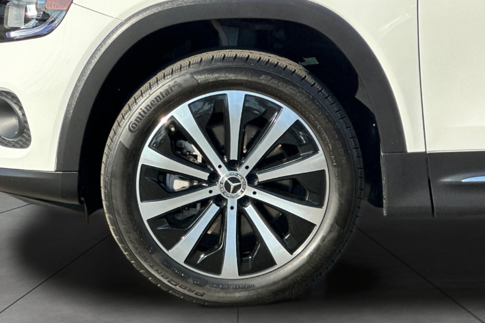 2021 Mercedes Benz GLB 250 photo 4