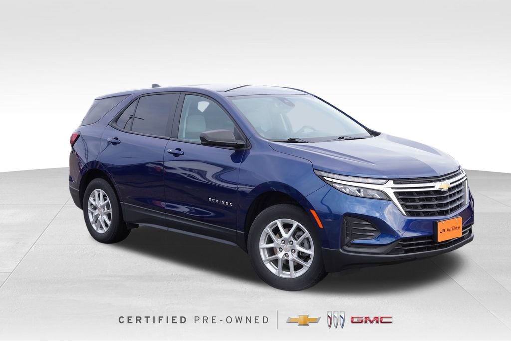 2022 Chevrolet Equinox LS's photo