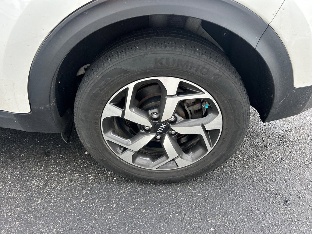 2022 Kia Sportage LX photo 2