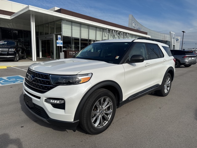 2021 Ford Explorer XLT's photo