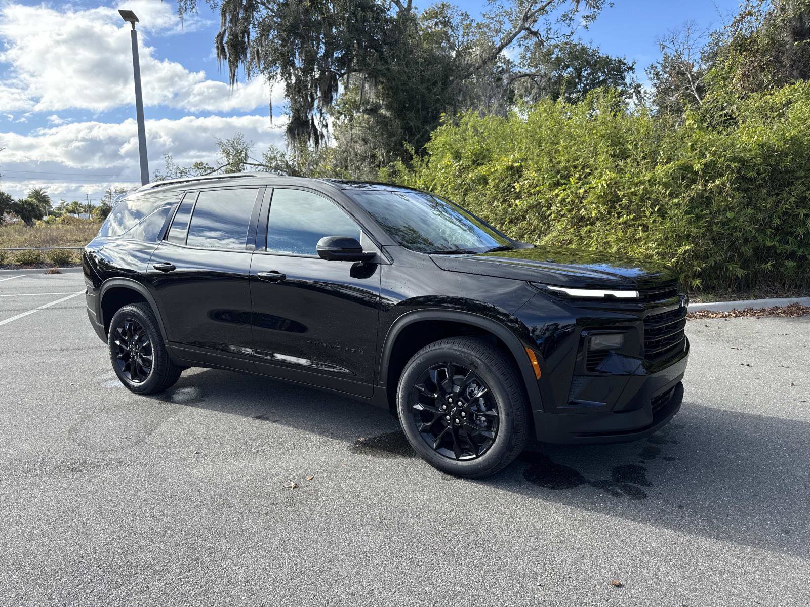 2026 Chevrolet Traverse LT's photo