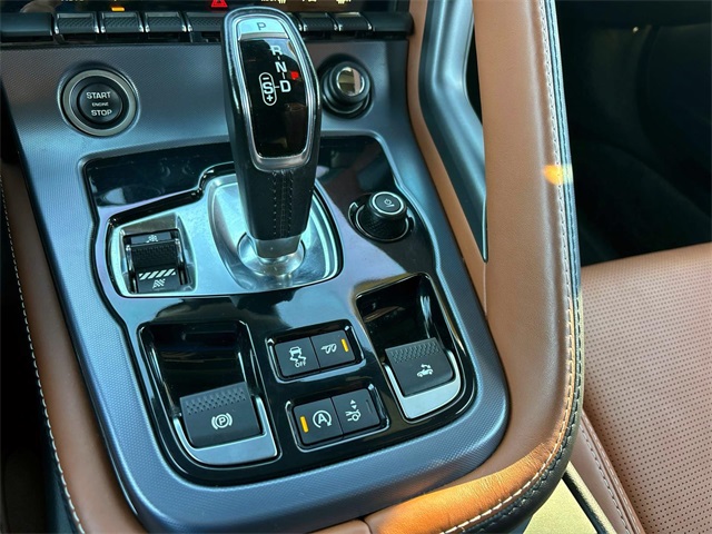 2019 Jaguar F-TYPE P380 photo 22