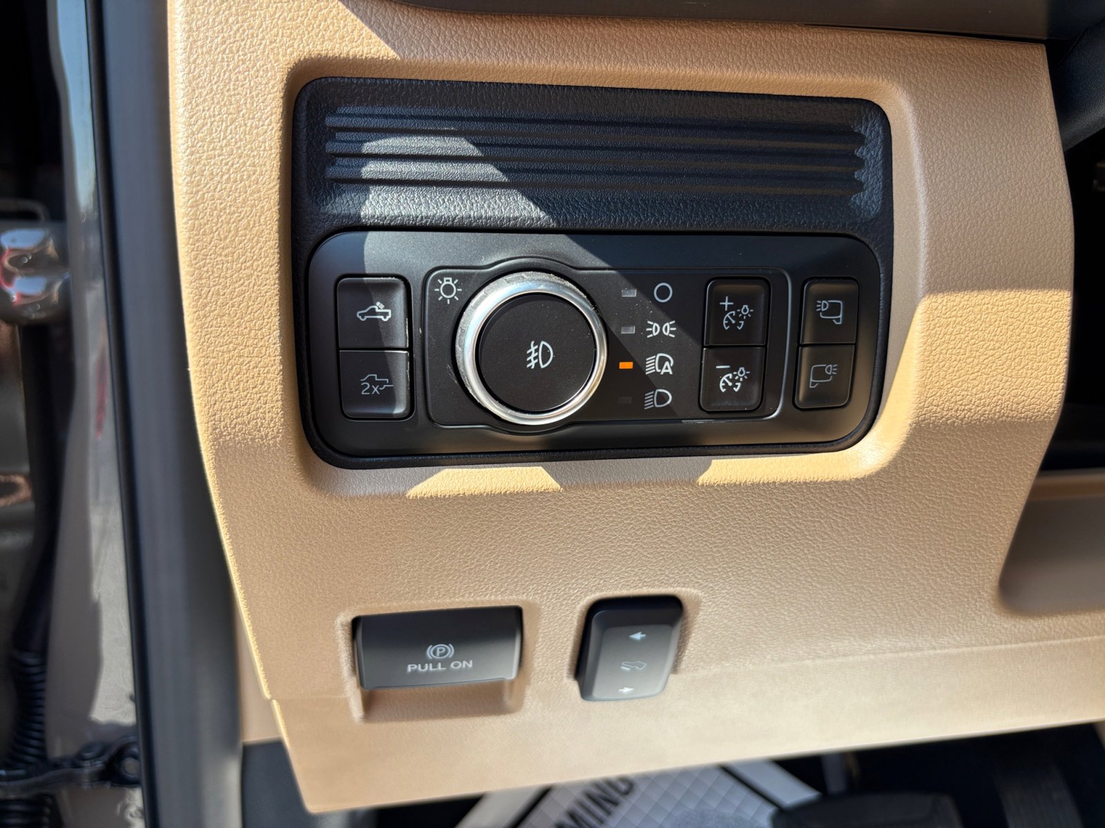 2026 Ford F-250 Lariat photo 15