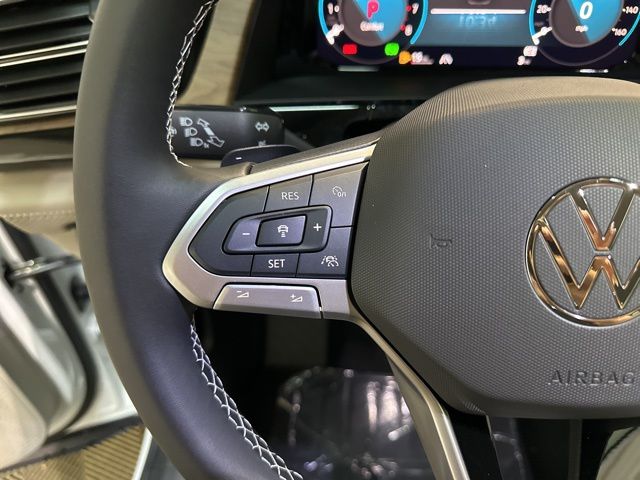 2026 Volkswagen Atlas SE Technology photo 17