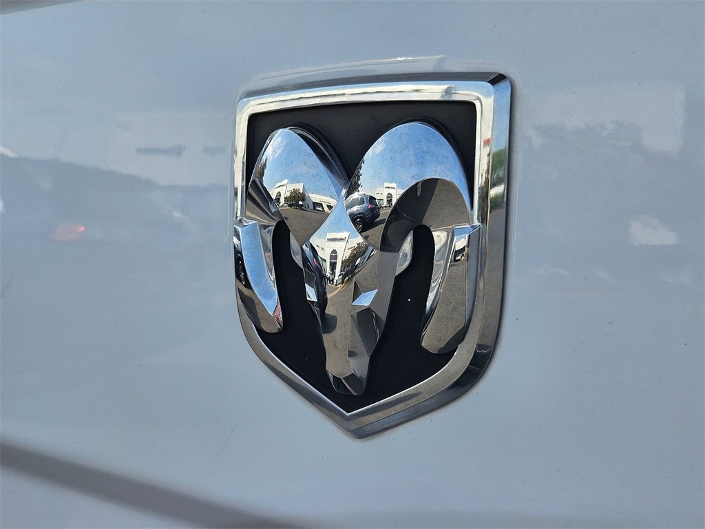 2023 Ram 1500 Classic SLT photo 29