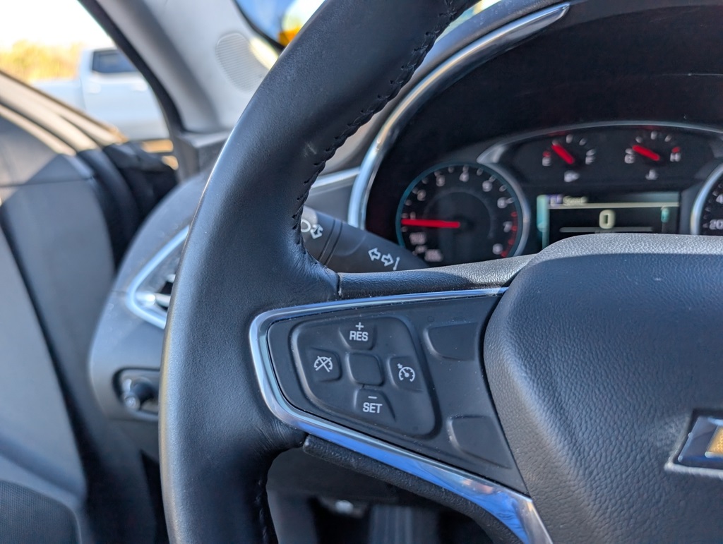 2017 Chevrolet Malibu 1LT photo 10