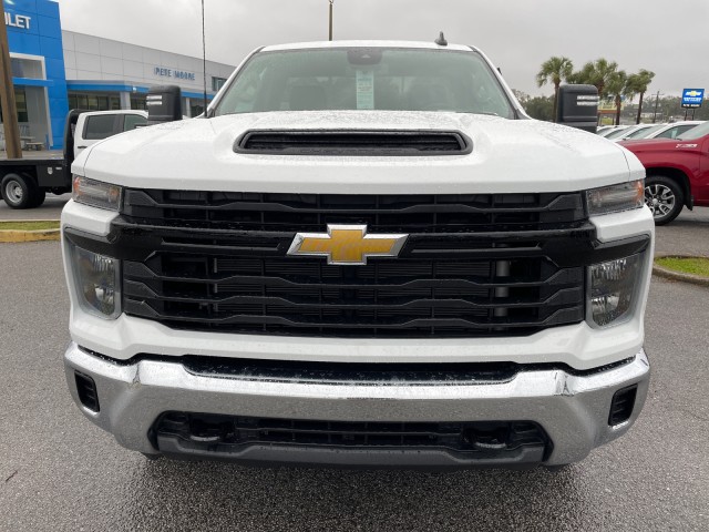 2024 Chevrolet Silverado 2500HD Work Truck photo 2