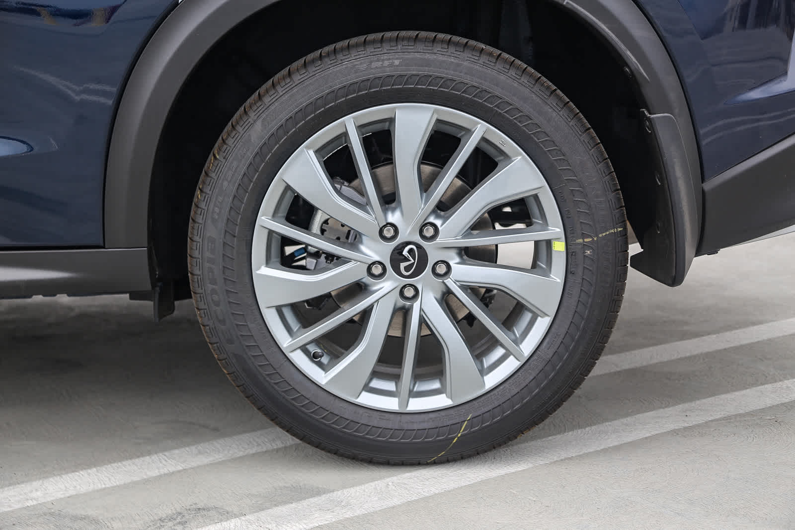 2025 Infiniti QX50 PURE AWD photo 10