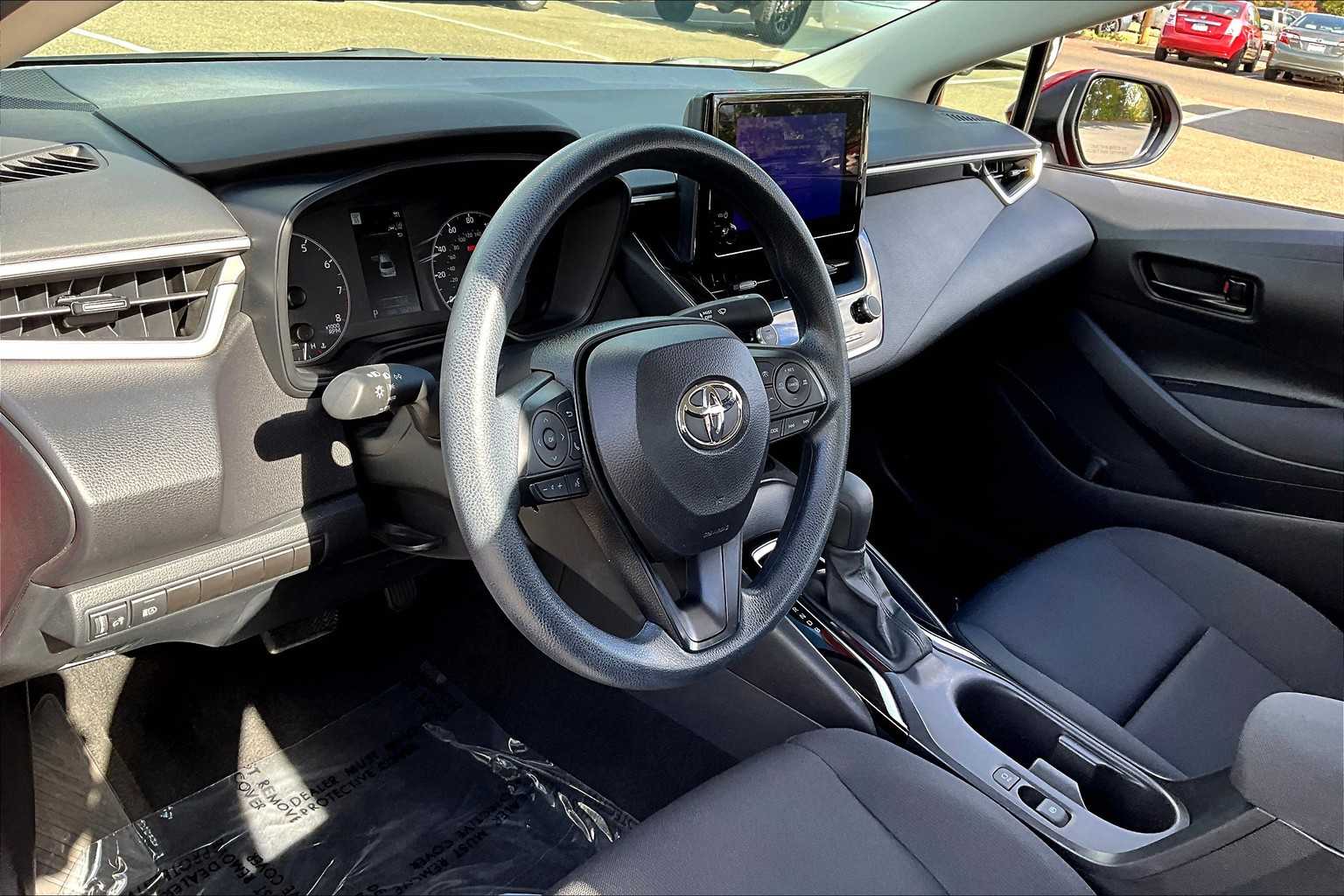 2024 Toyota Corolla LE photo 17