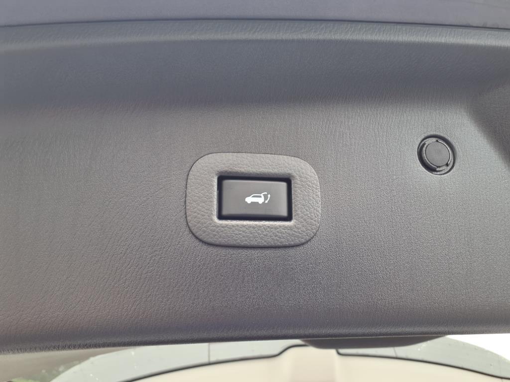 2024 Infiniti QX80 Luxe photo 24