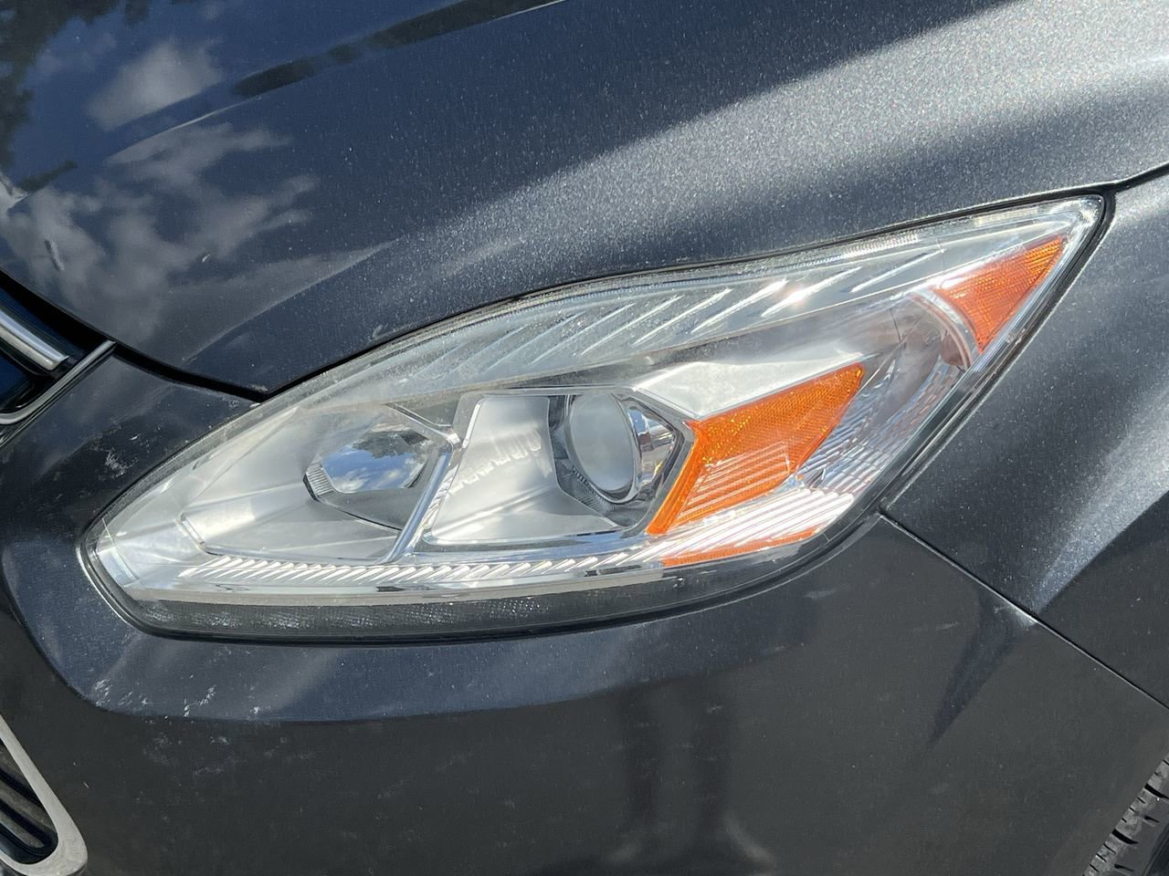2017 Ford C-Max Hybrid SE photo 6
