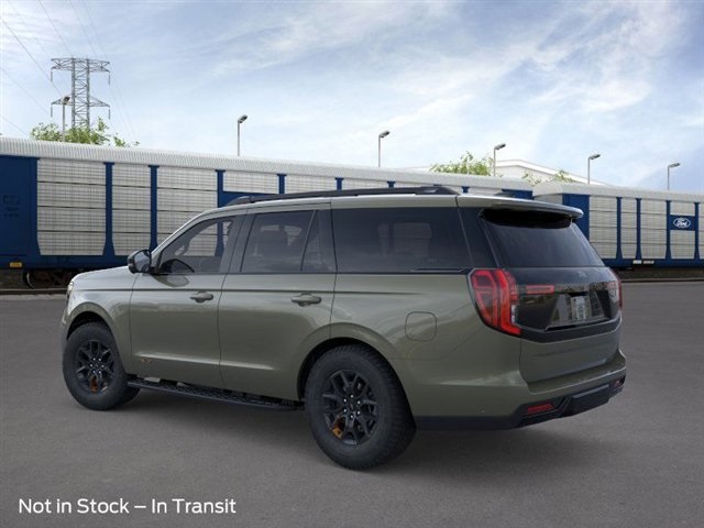2025 Ford Expedition photo 4