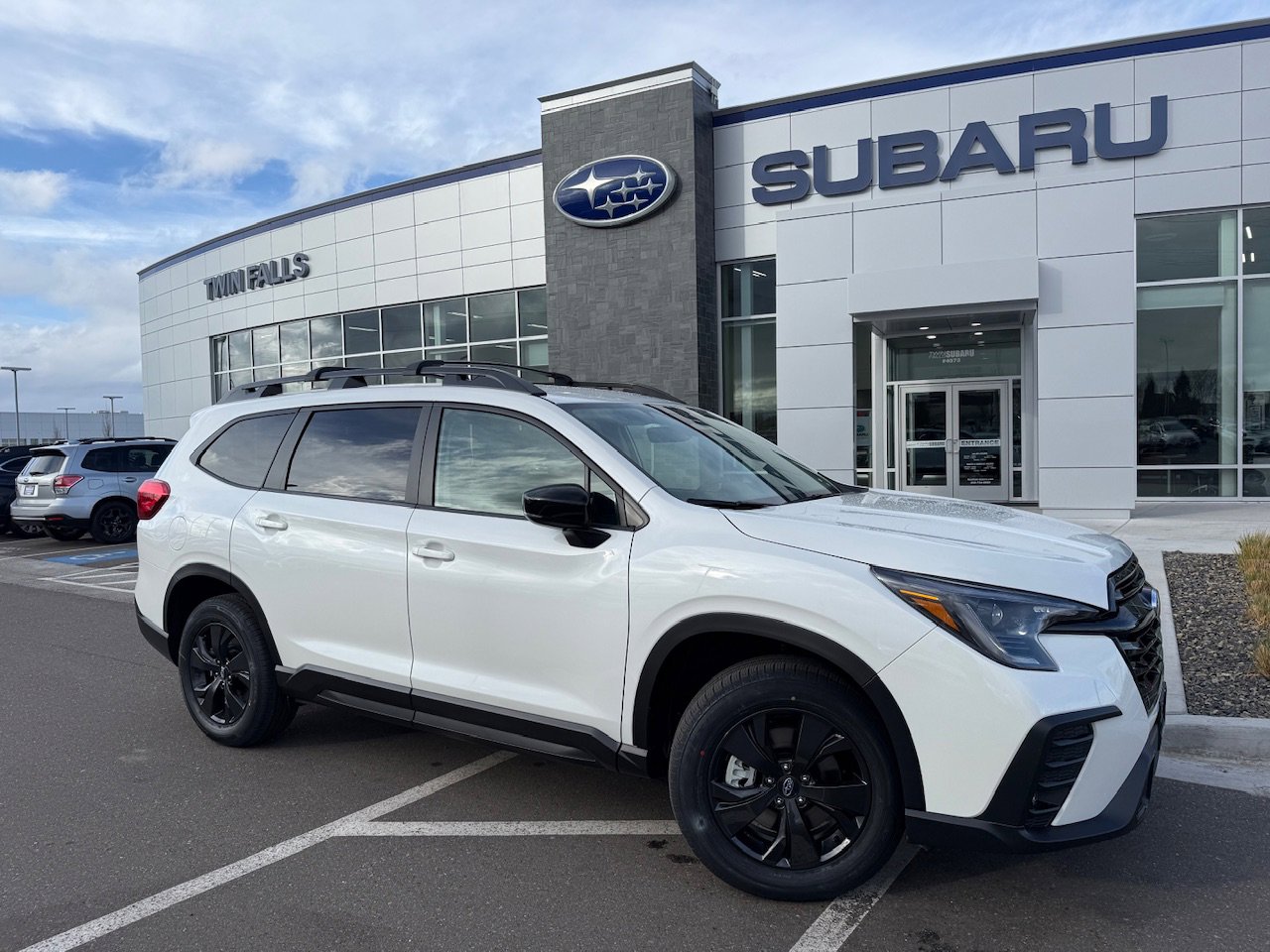 2026 Subaru Ascent Premium's photo