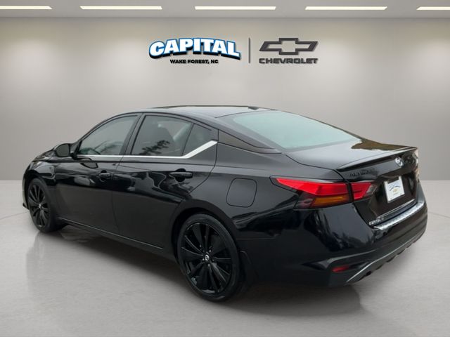 2022 Nissan Altima 2.5 SR photo 3