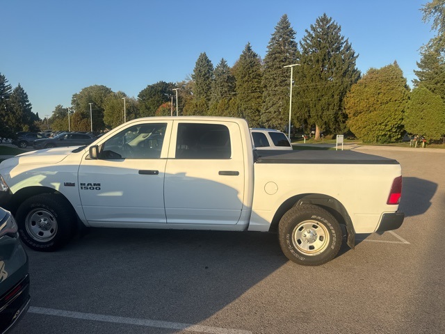 2016 Ram 1500 Tradesman photo 2