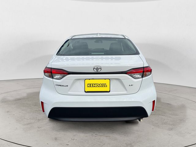 2024 Toyota Corolla LE photo 4