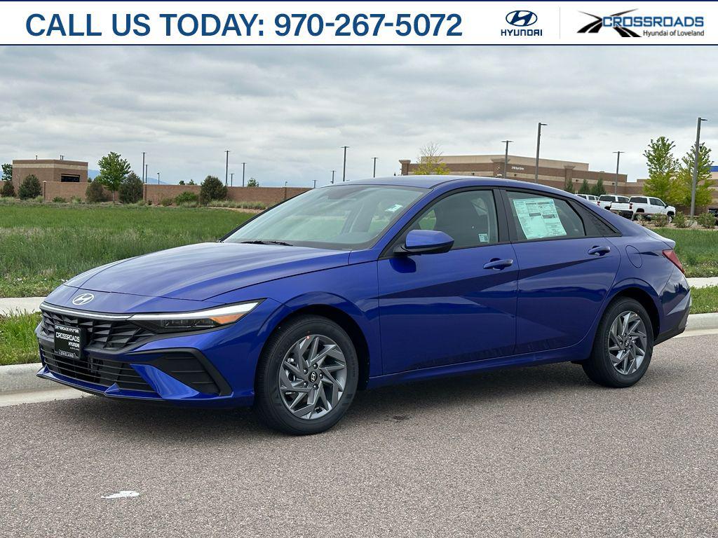 2025 Hyundai Elantra Blue's photo