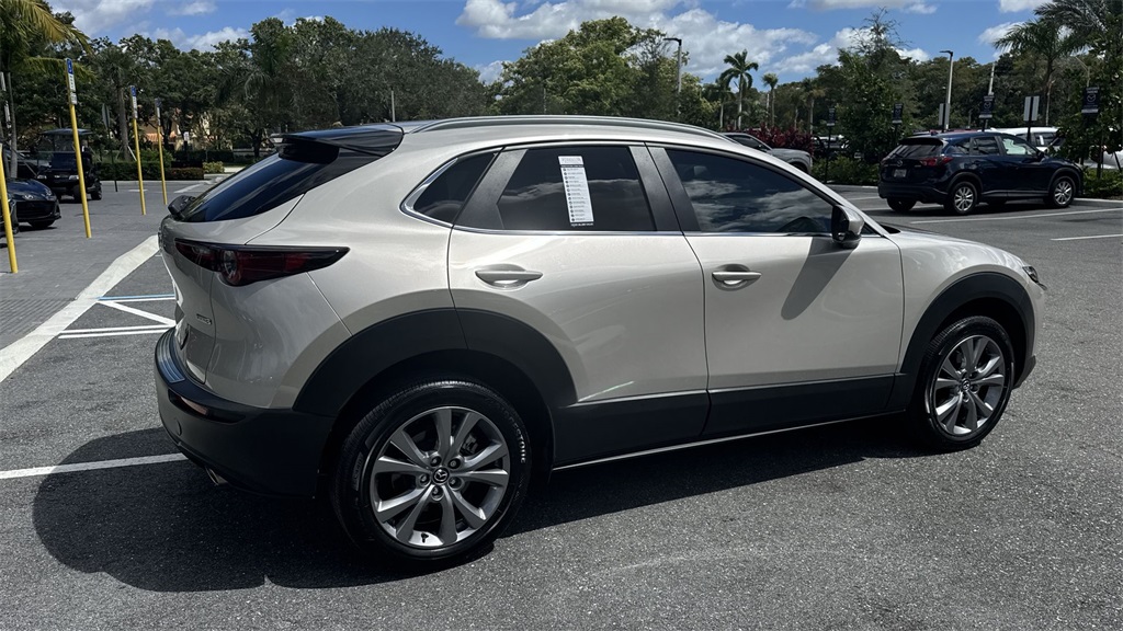 2024 Mazda CX-30 2.5 S Preferred photo 3