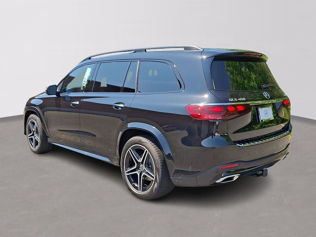 2025 Mercedes Benz GLS 450 4MATIC photo 4