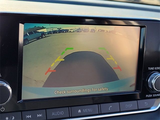 2025 Nissan Sentra S photo 12