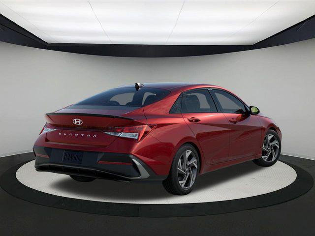 2025 Hyundai Elantra SEL Sport photo 4