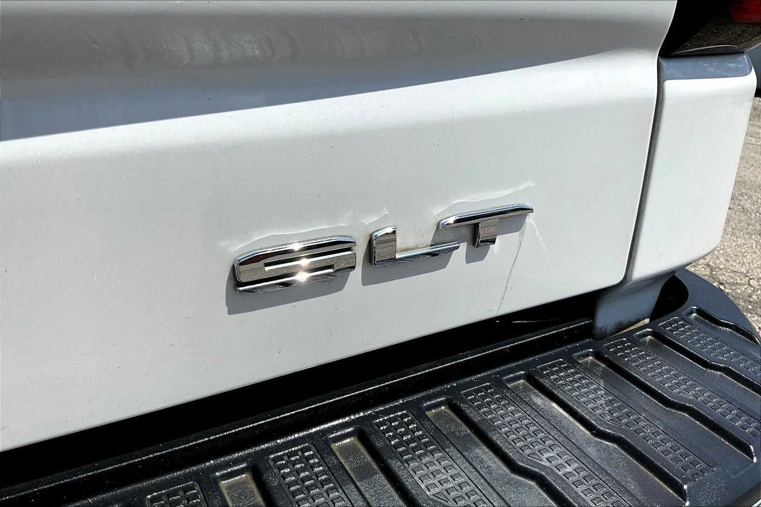 2019 Gmc Sierra 1500 SLT photo 9