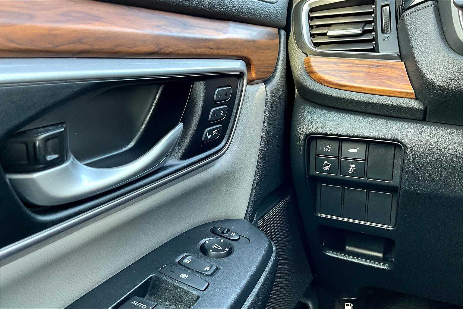 2020 Honda CR-V EX-L photo 34