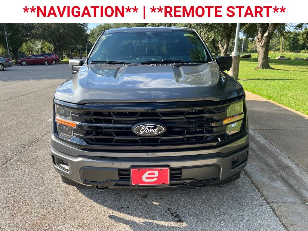 2025 Ford F-150 XLT photo 2