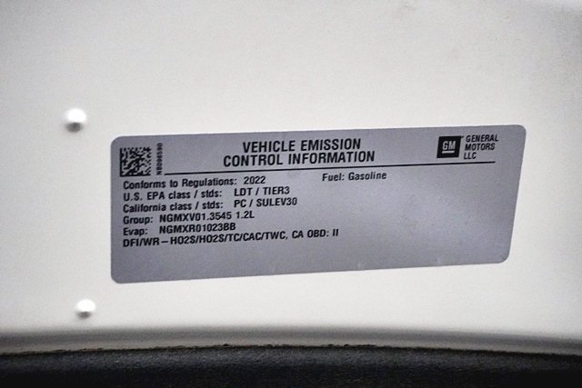 Used 2022 White Chevrolet LT image 35