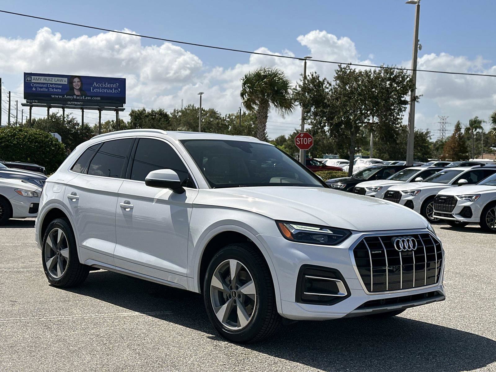 2023 Audi Q5 Premium Plus 40 TFSI photo 2