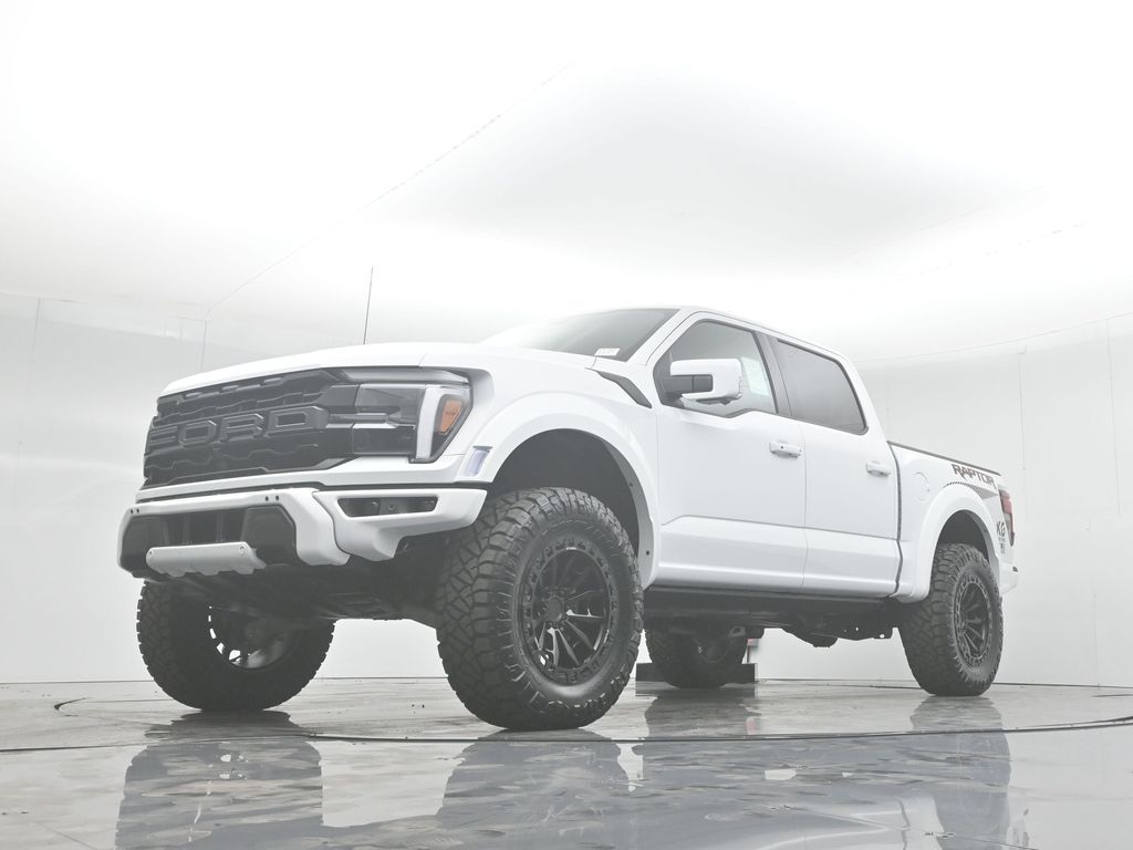 2025 Ford F-150 Raptor photo 43