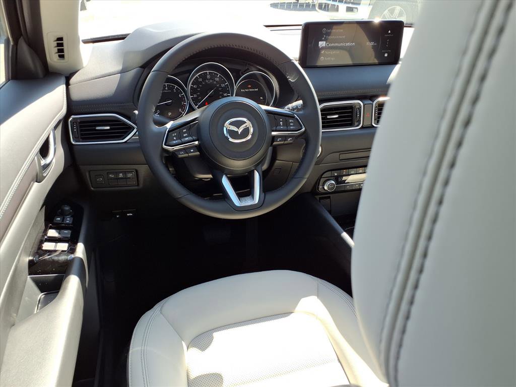 2025 Mazda CX-5 2.5 S Preferred photo 3