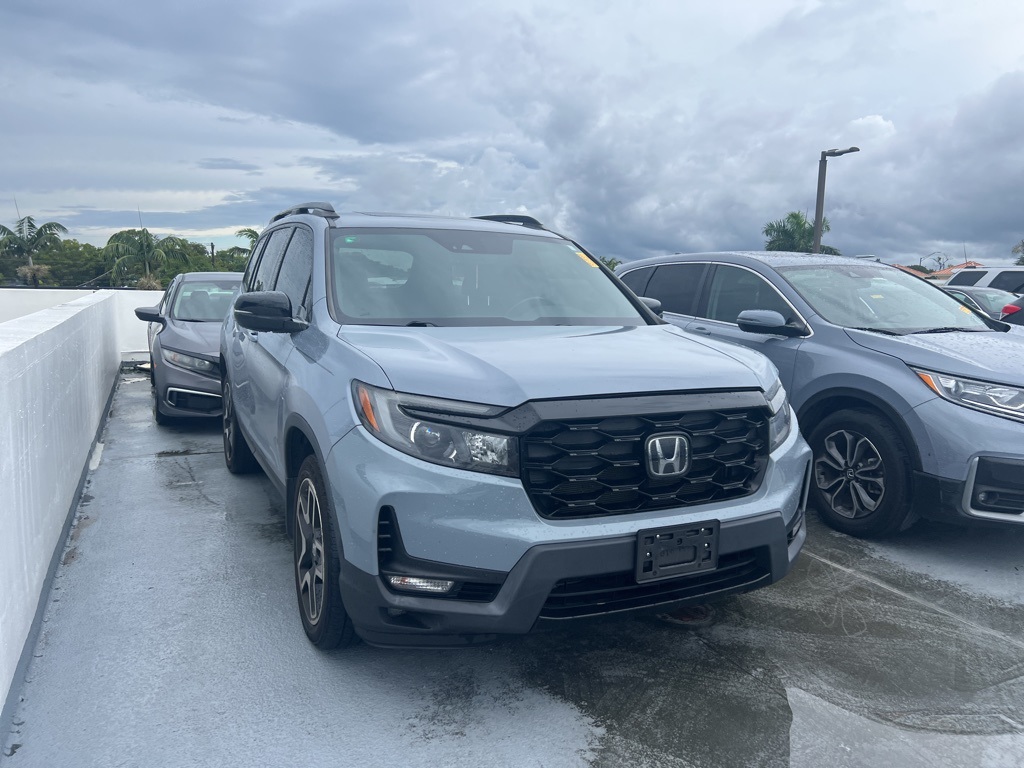 2022 Honda Passport Elite photo 2