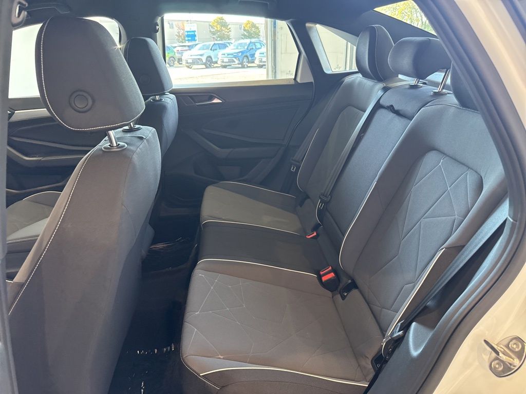 2026 Volkswagen Jetta 1.5T Sport photo 17