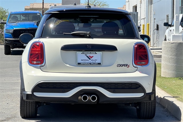 2022 Mini Cooper Hardtop S photo 4