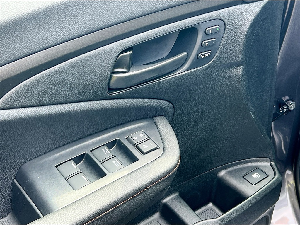 2025 Honda Ridgeline TrailSport photo 23