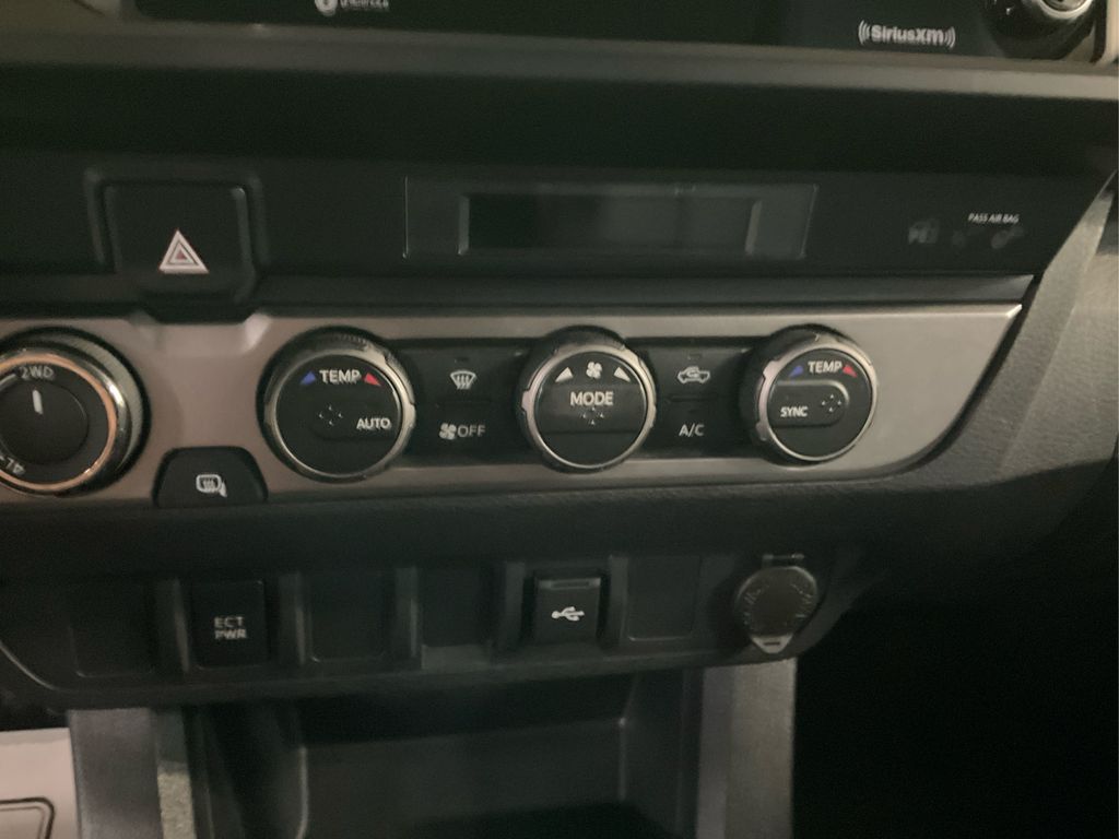 2022 Toyota Tacoma SR photo 27