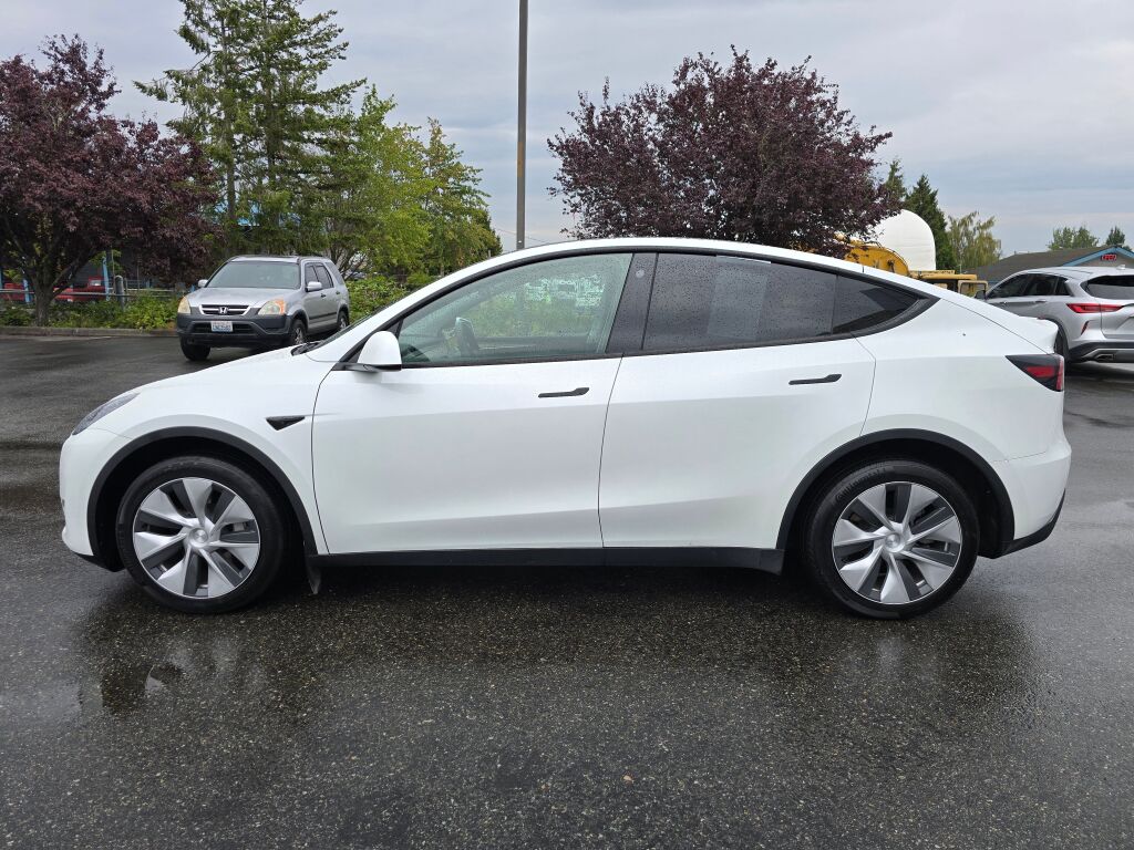 2023 Tesla Model Y Long Range photo 5