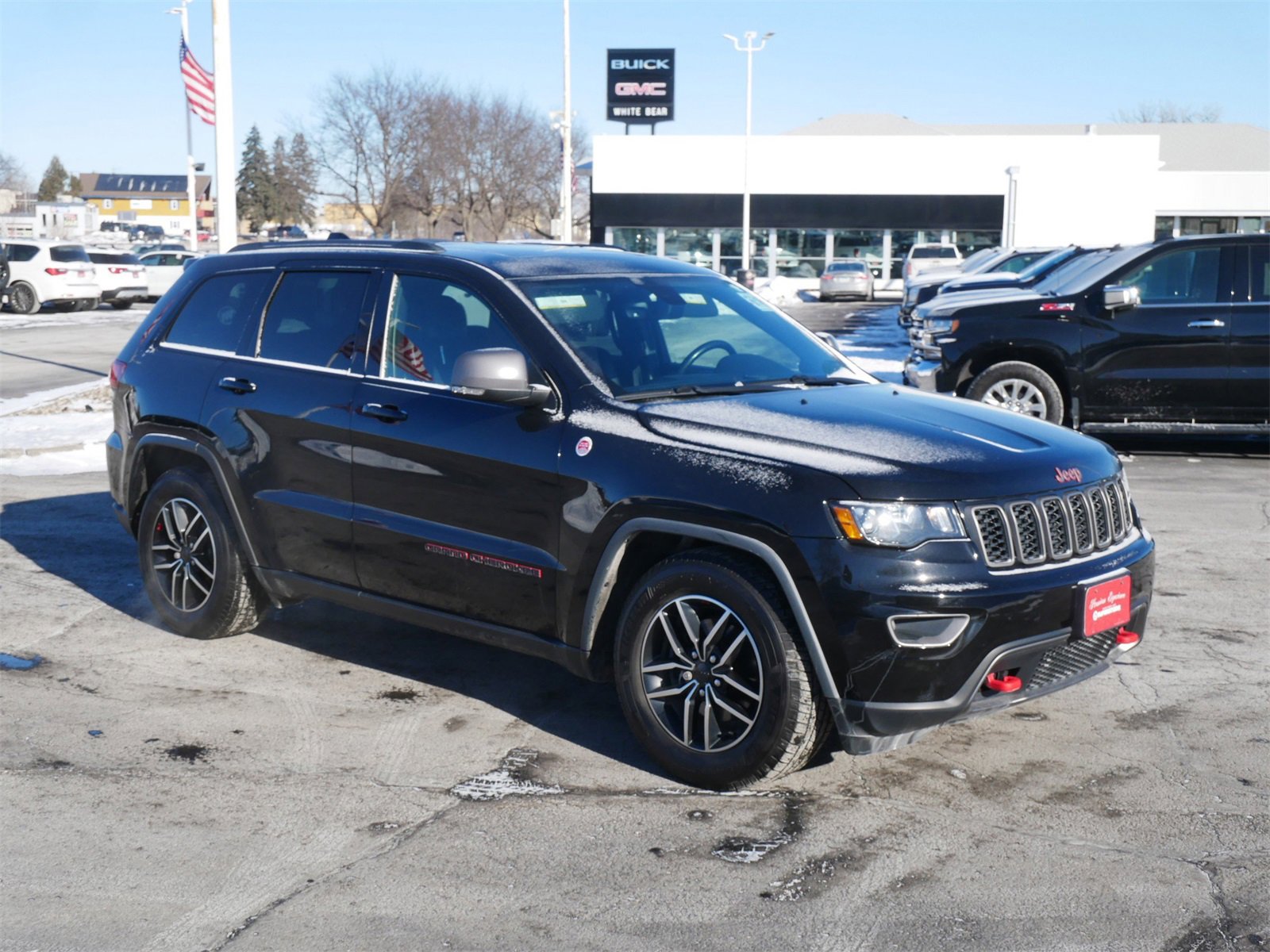 Used 2017 Jeep Grand Cherokee Trailhawk with VIN 1C4RJFLG4HC635376 for sale in White Bear Lake, Minnesota