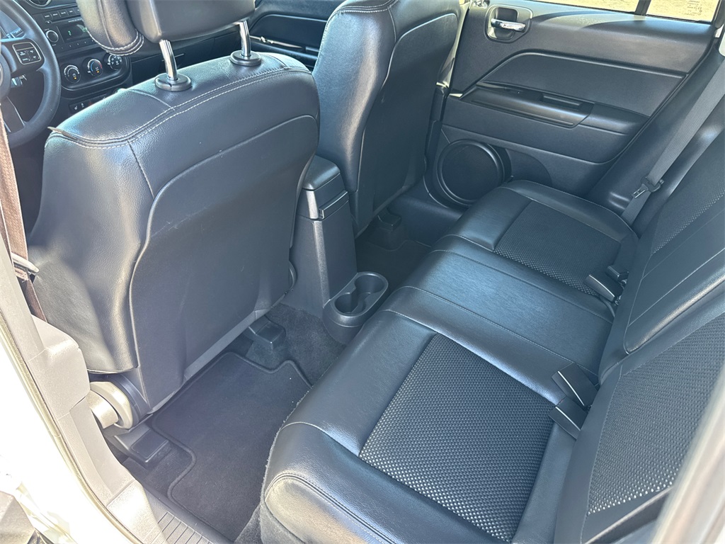 2015 Jeep Compass Altitude photo 19