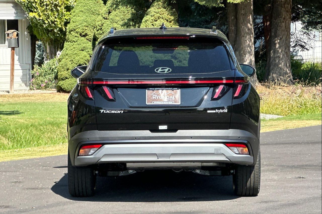 2025 Hyundai Tucson Hybrid Limited photo 3