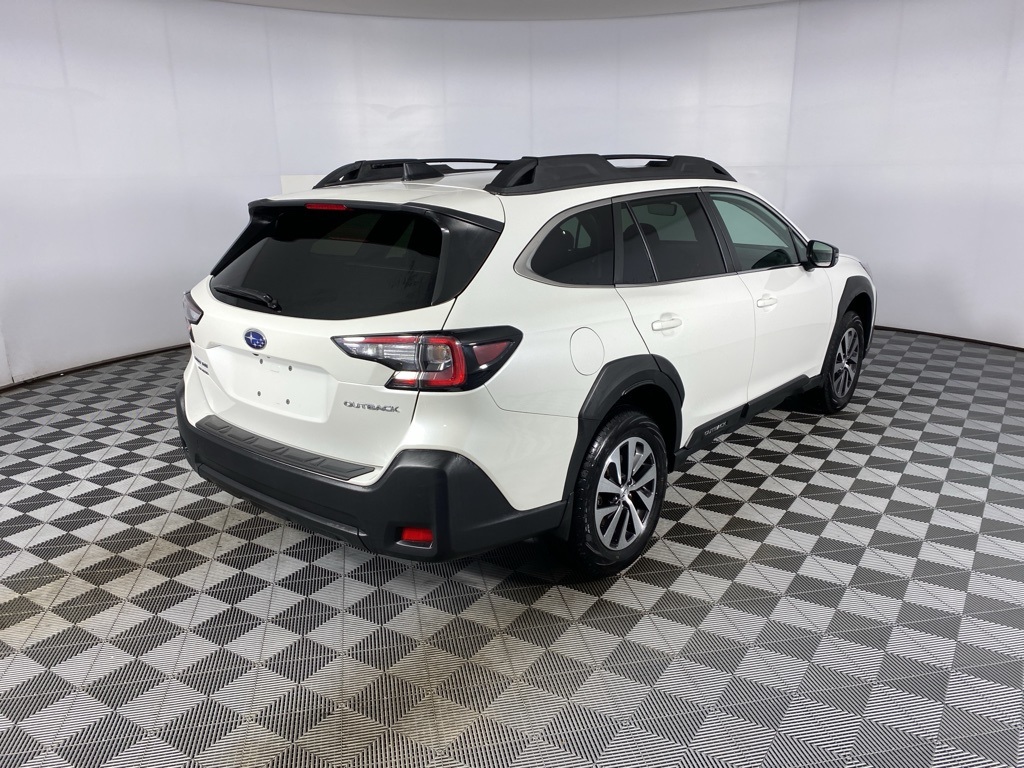 2025 Subaru Outback Premium photo 8