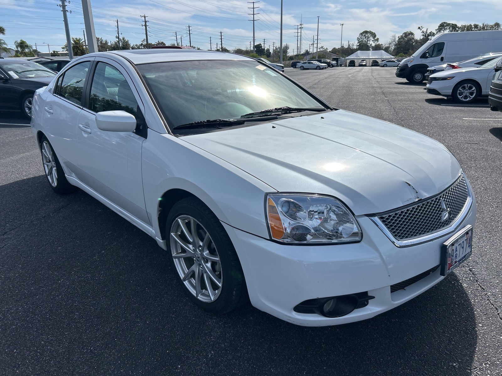 2012 Mitsubishi Galant ES's photo