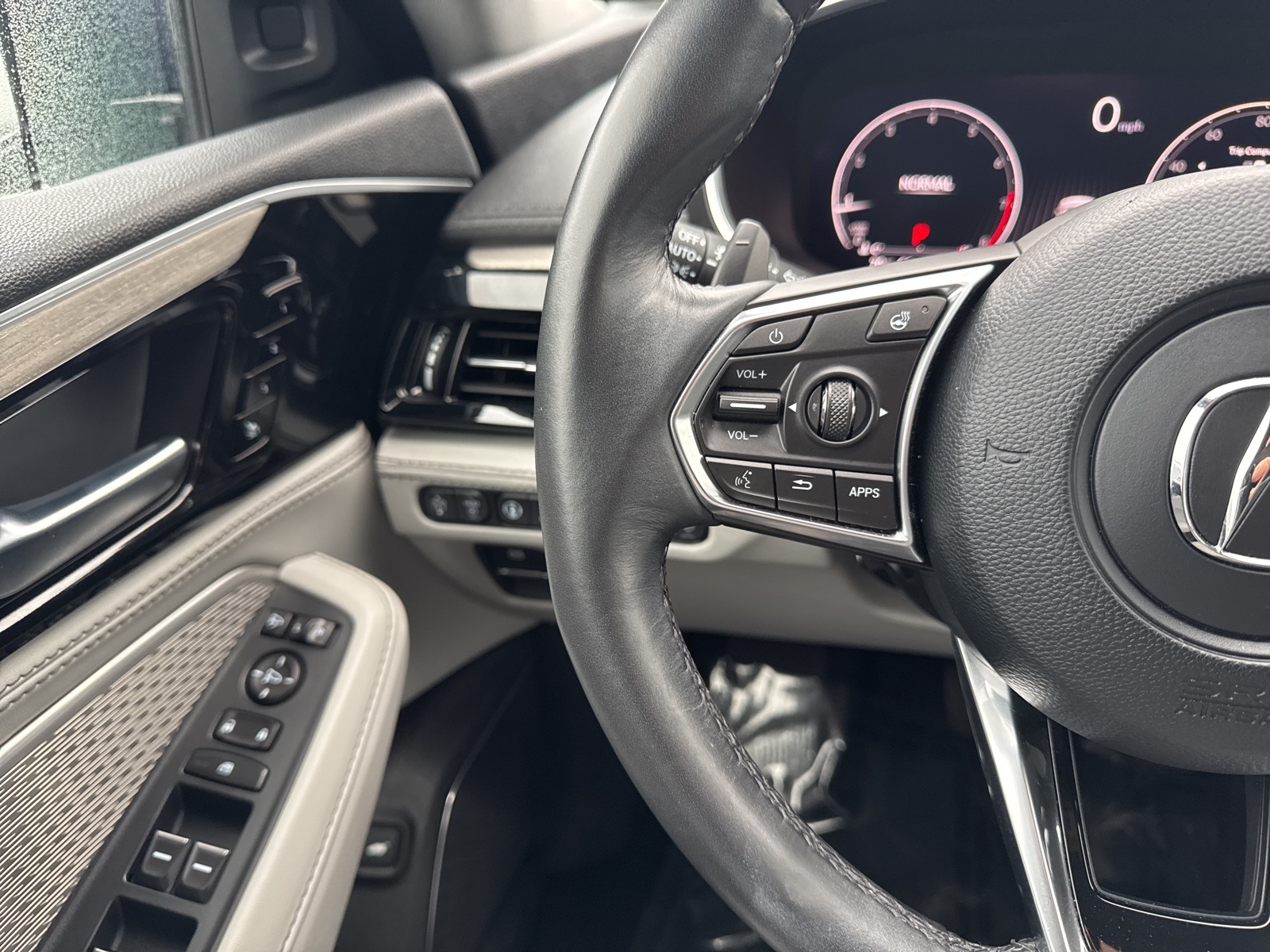 2023 Acura MDX Advance SH-AWD photo 32