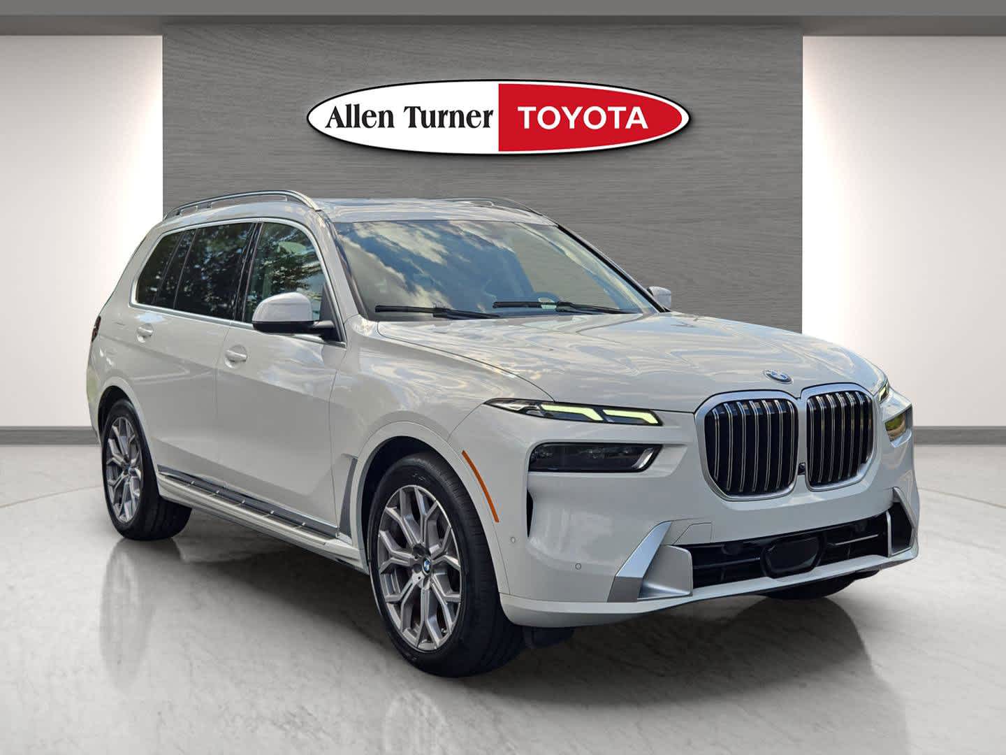 2024 BMW X7 40i
