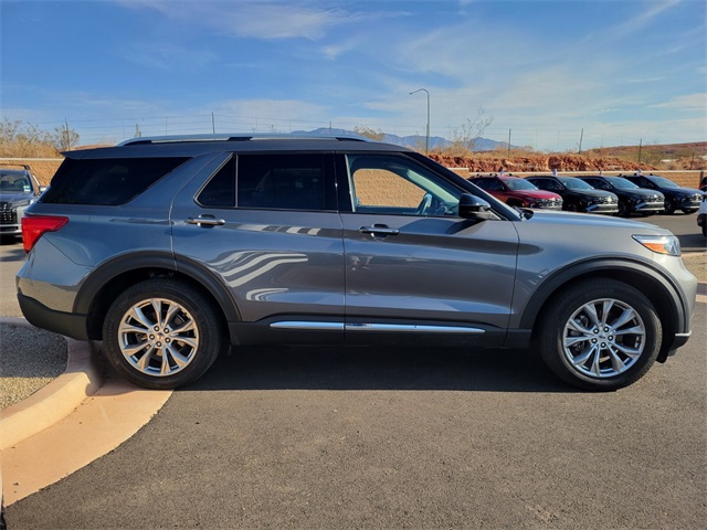 2023 Ford Explorer Limited photo 3